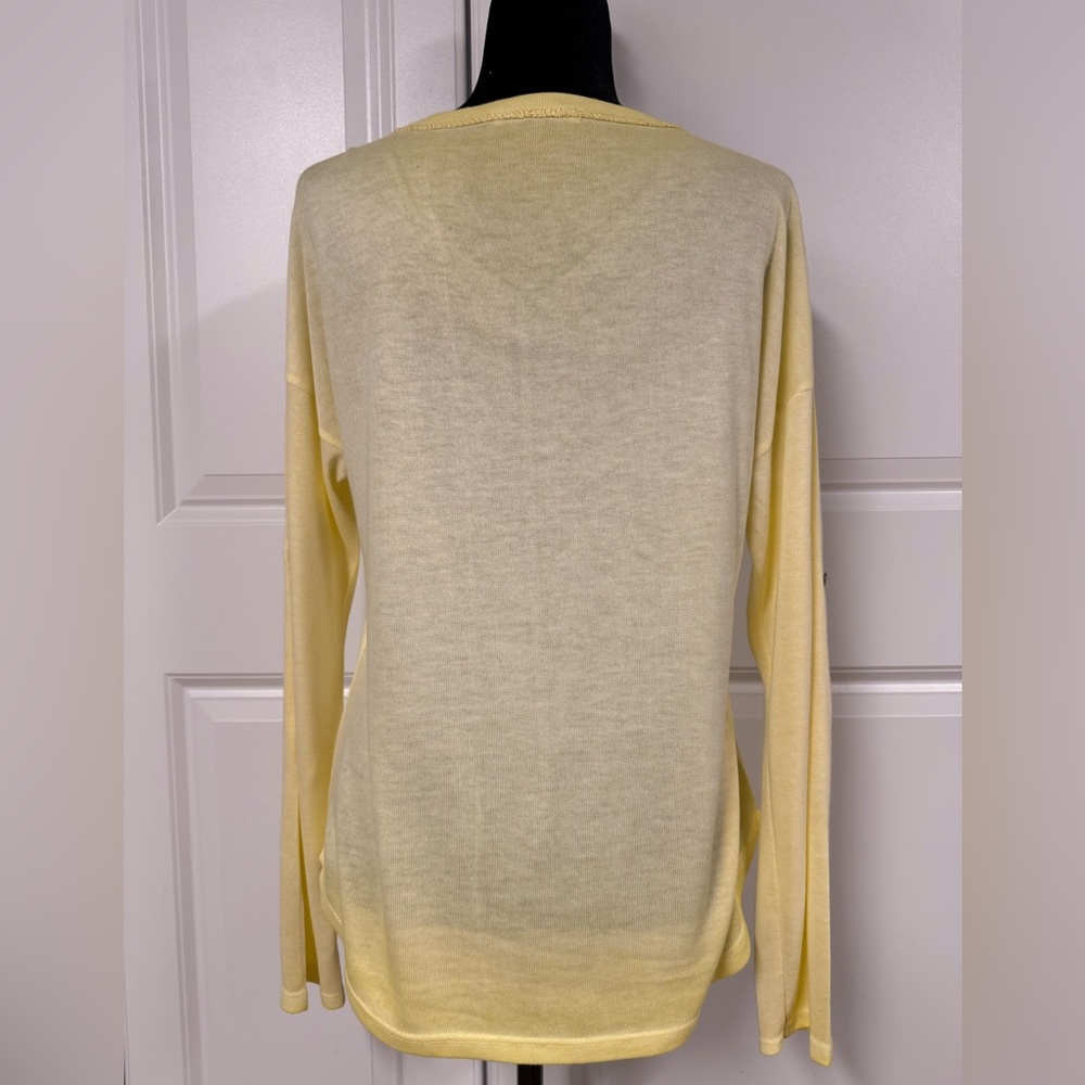 New Collection V-Neck T-Shirt Top - Picture 4 of 7